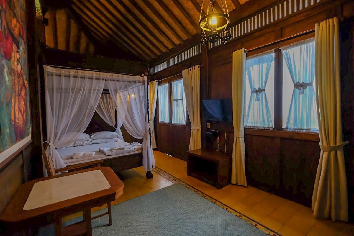 Rumah Stroberi Organic Farm & Family Lodge Lembang Exterior foto